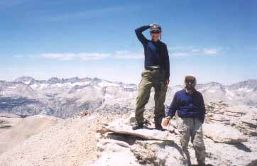 Leslie & Foo'ball atop UTM794568